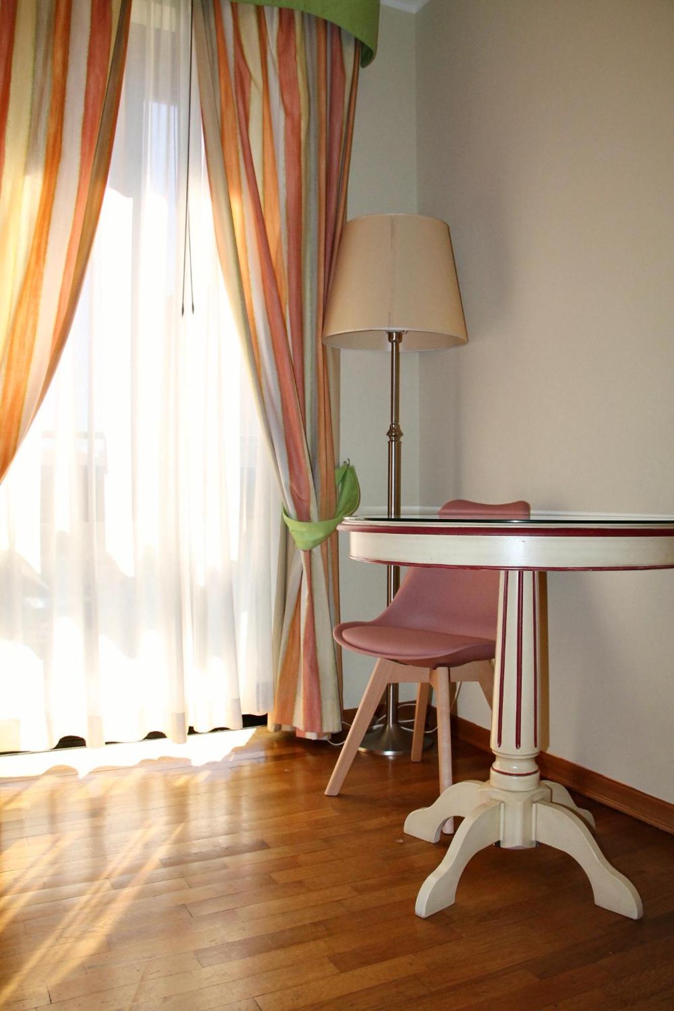 Hotel Matteotti Vercelli Buitenkant foto