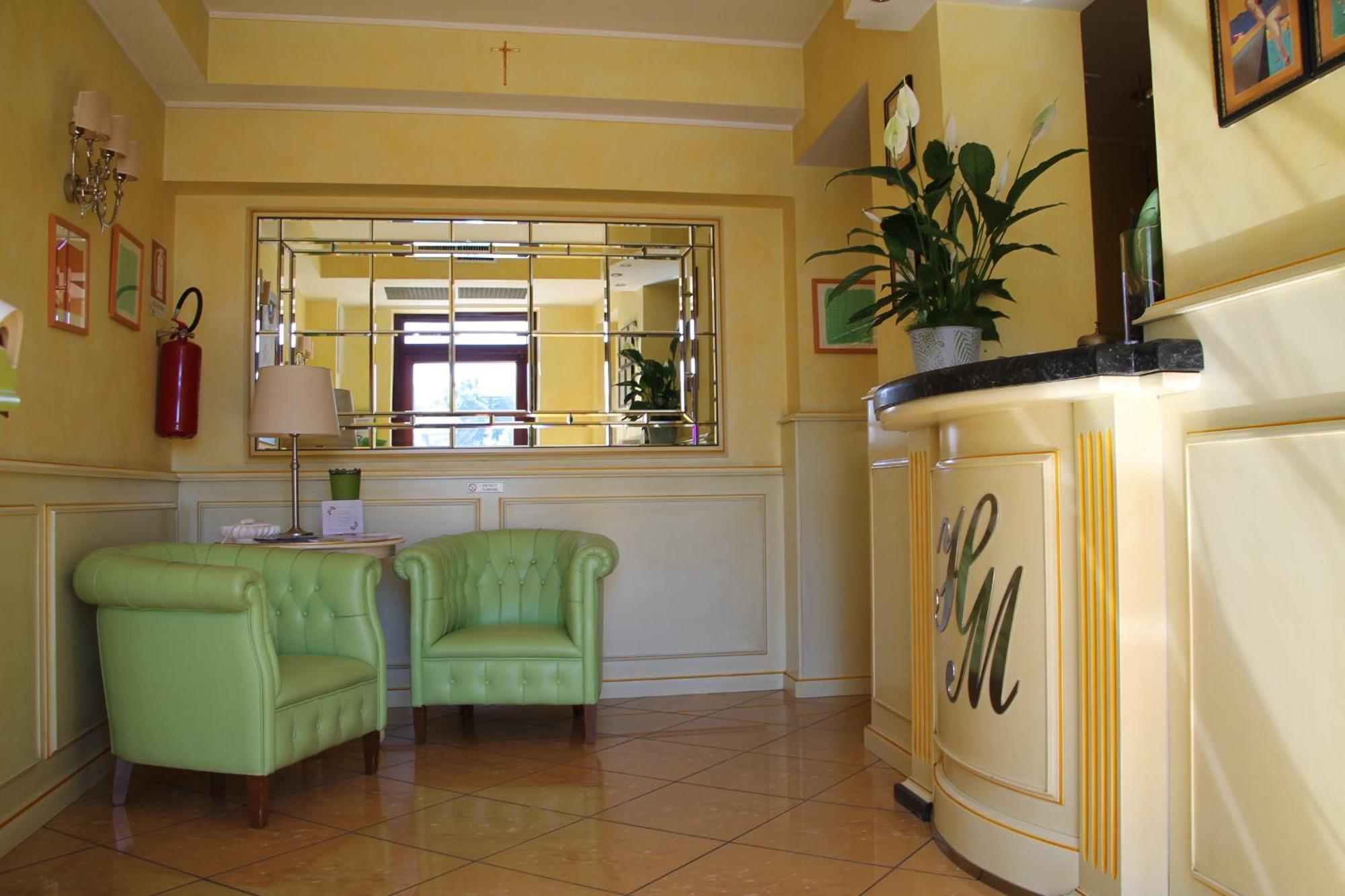 Hotel Matteotti Vercelli Buitenkant foto