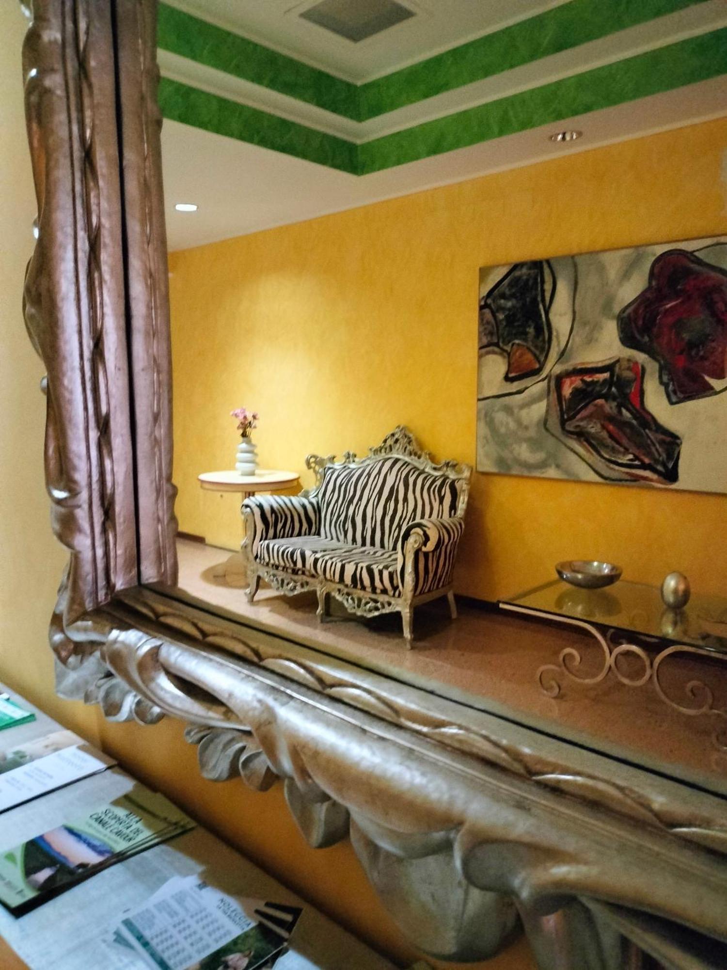 Hotel Matteotti Vercelli Buitenkant foto