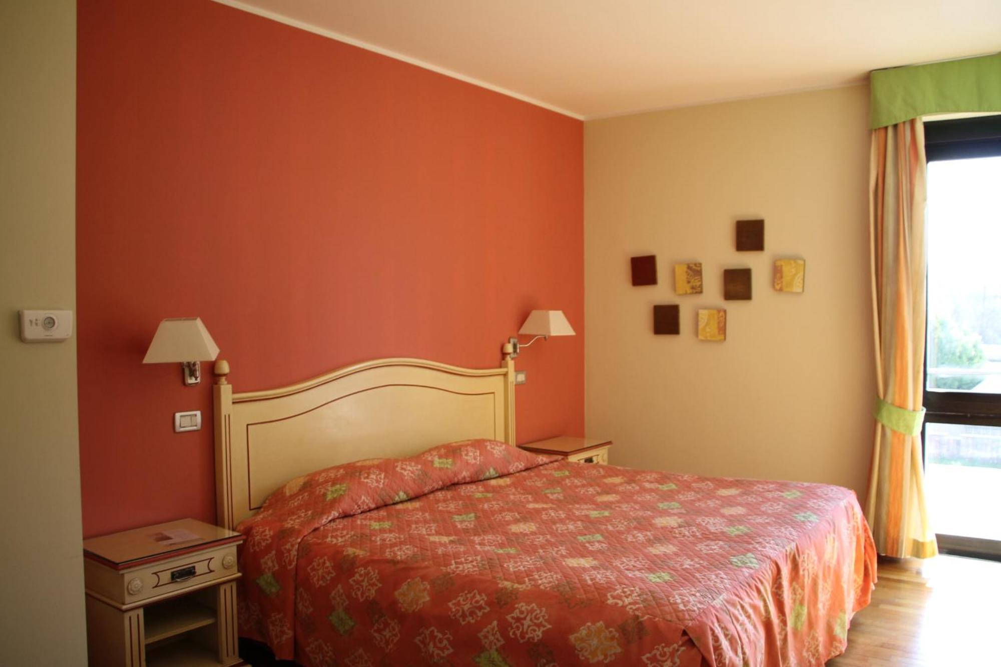 Hotel Matteotti Vercelli Buitenkant foto