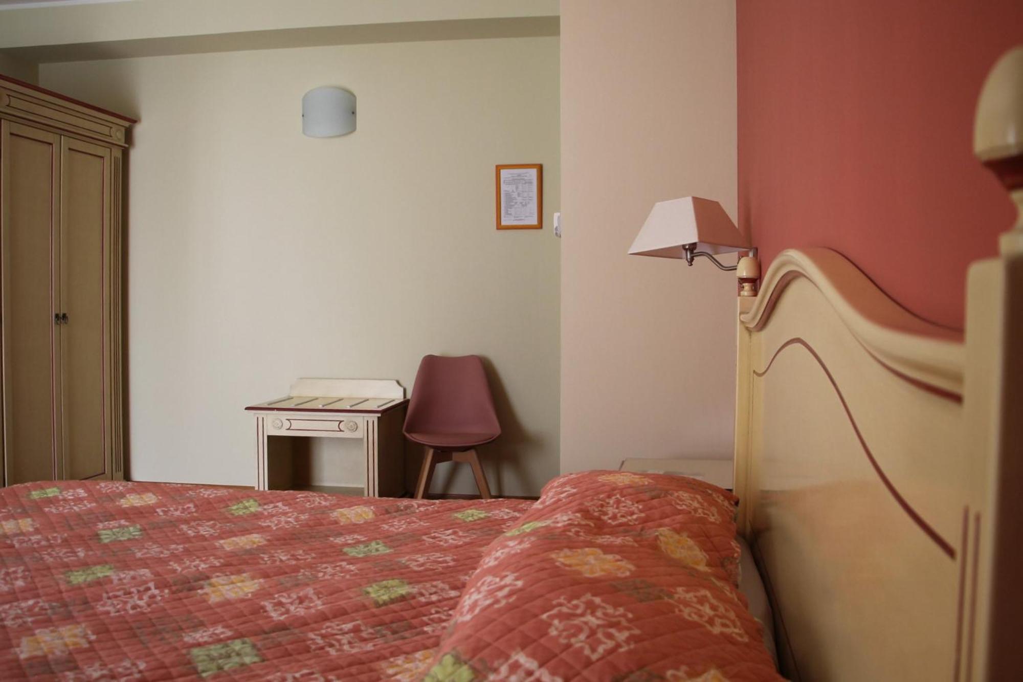 Hotel Matteotti Vercelli Buitenkant foto