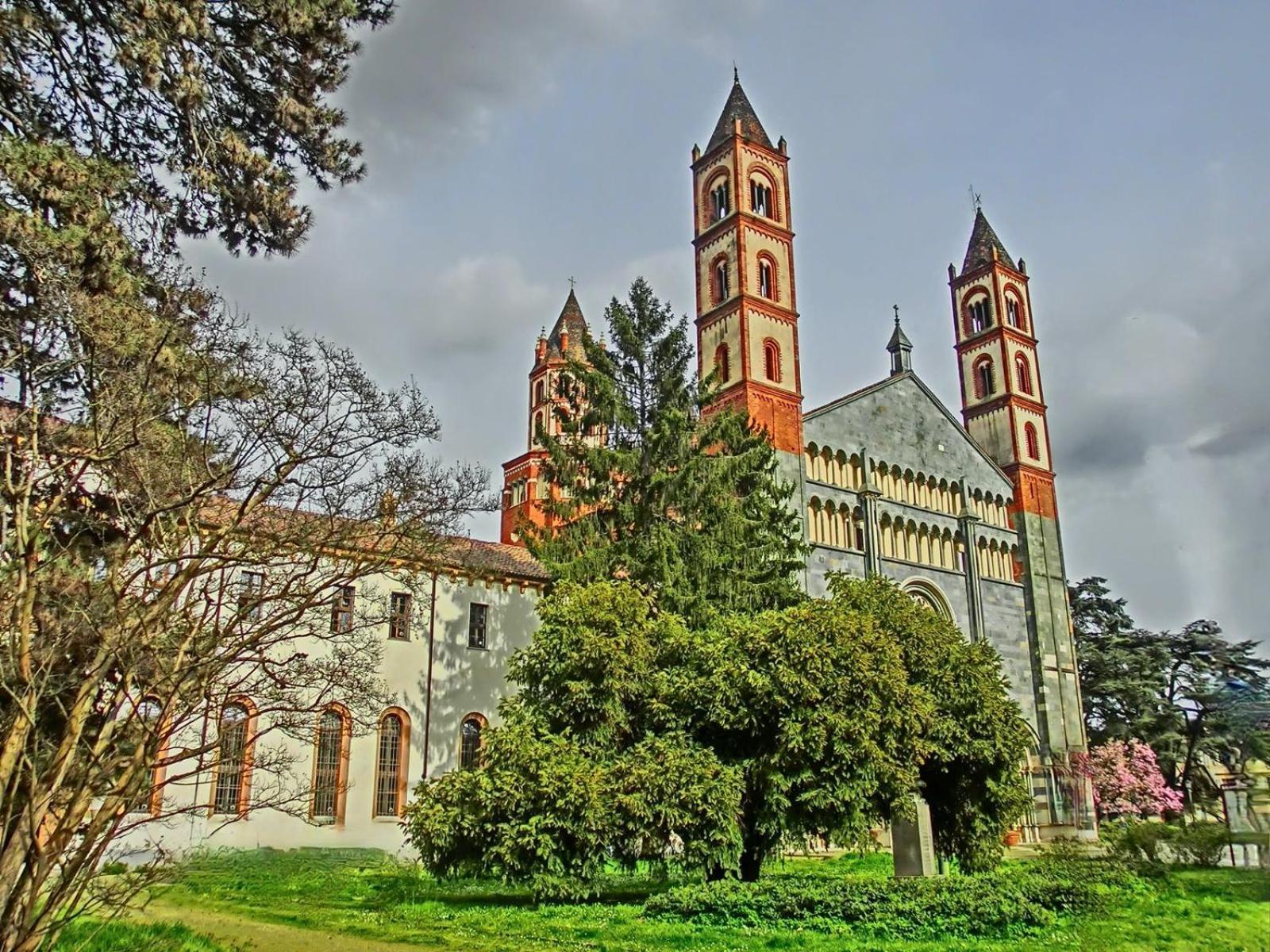Hotel Matteotti Vercelli Buitenkant foto