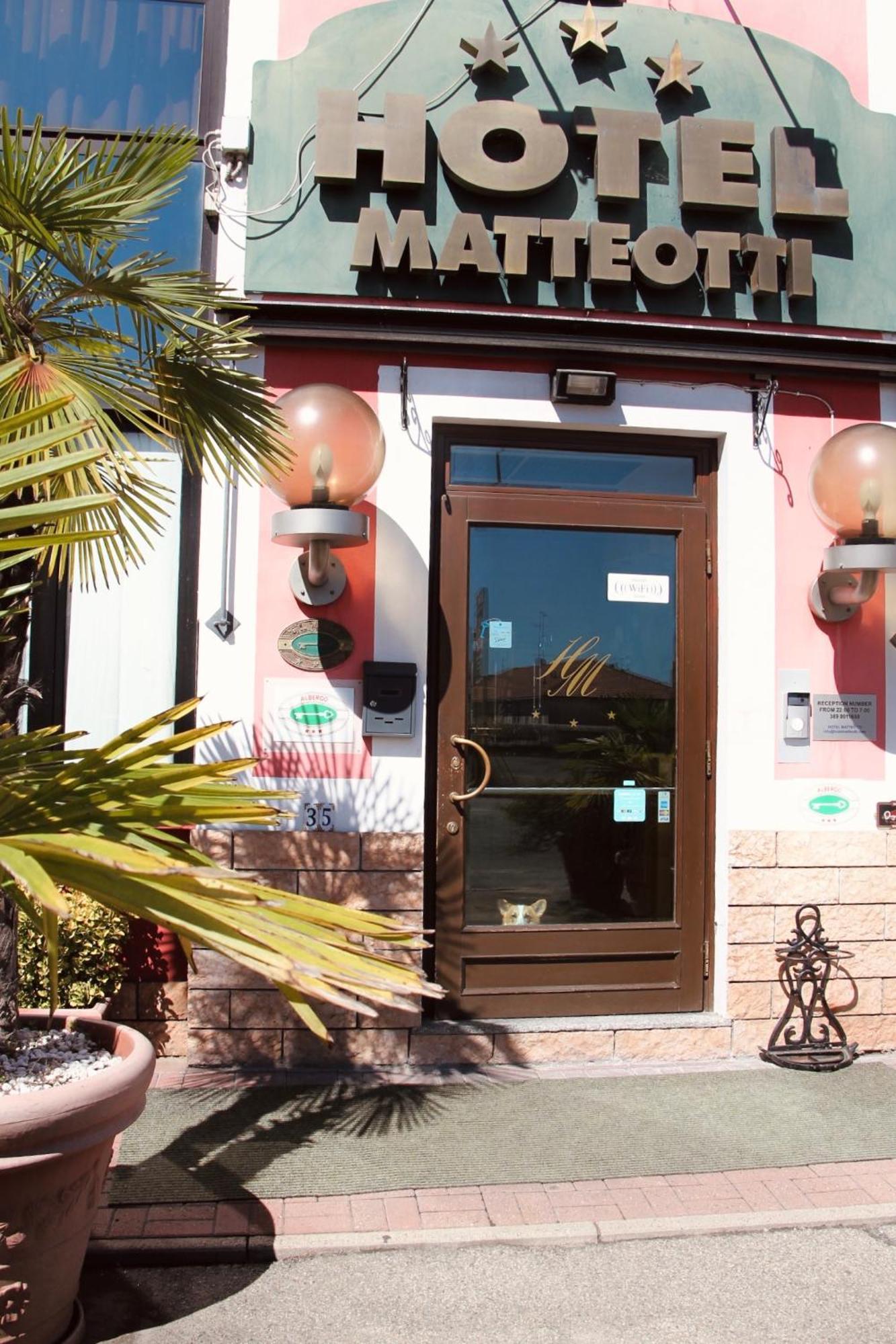 Hotel Matteotti Vercelli Buitenkant foto